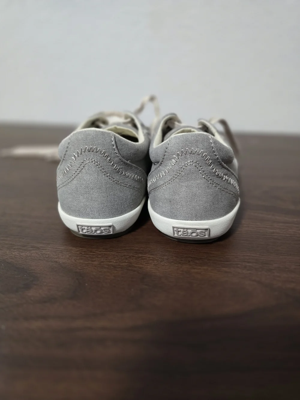 Taos Footwear Gray Canvas Lace-Up Sneakers